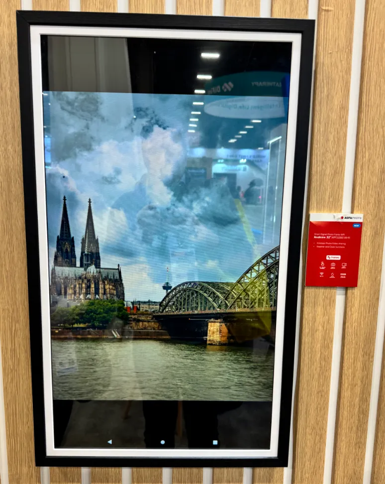 AGFAPHOTO Cadre photo numérique 32" Realiview APF3200WIFI