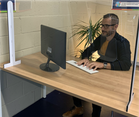 Séparation bureau PETG 1,5 mm 1200X1000mm avec pied